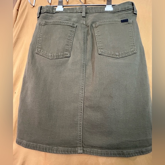 JEN 7 by 7 FOR ALL MANKIND NWOT Army Green Pencil Skirt Size 6 - Picture 2 of 7